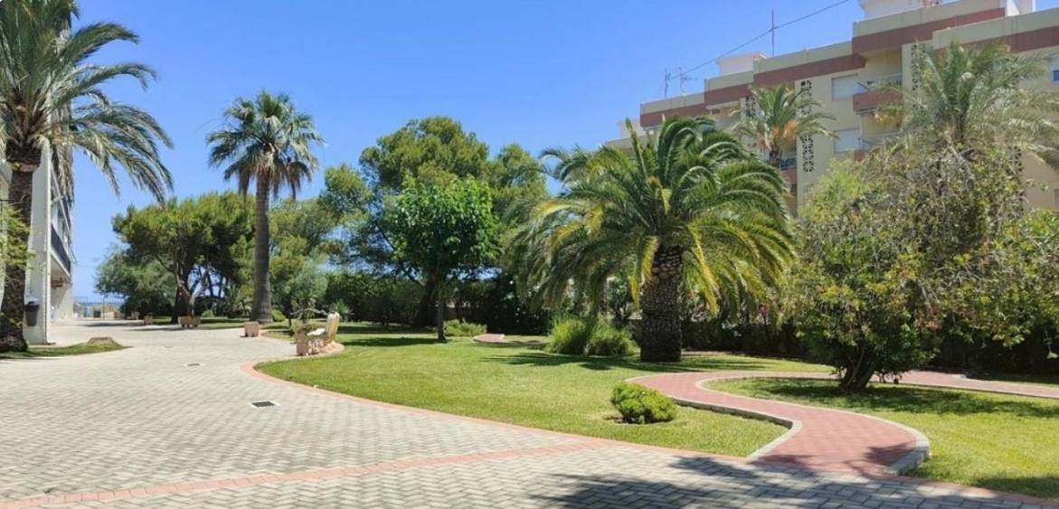Sunnybeach Apartment mit direktem Strandzugang Dénia Exterior foto